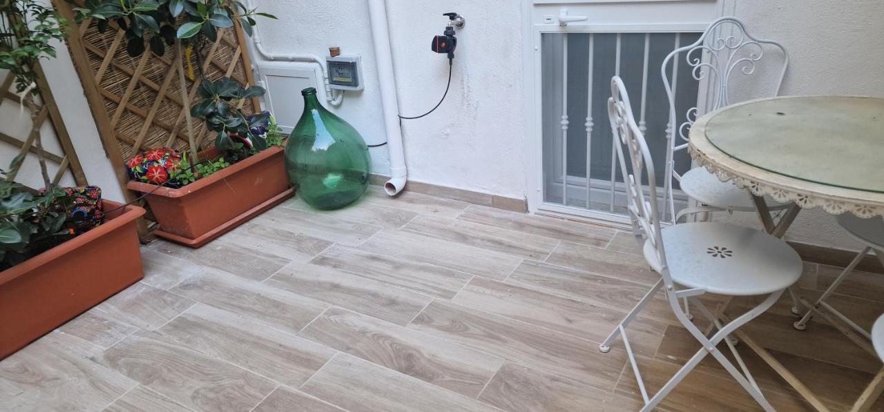 Case Di Paola Via Melo Appartamenti 巴里 外观 照片